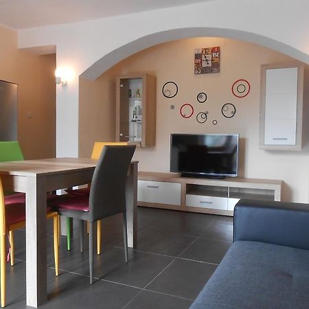 Apartments Pavelic Novi Vinodolski Kamer foto