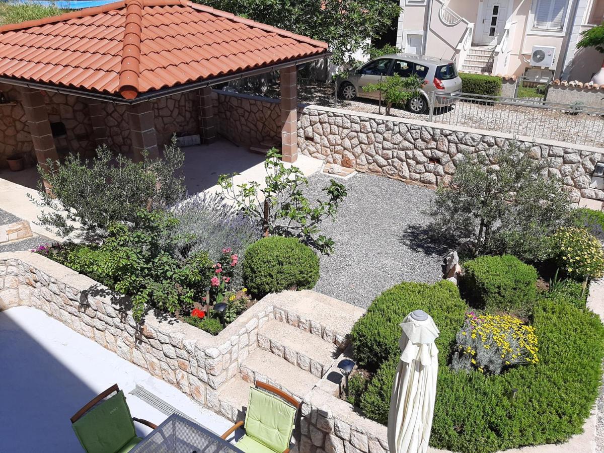 Apartments Pavelic Novi Vinodolski Buitenkant foto