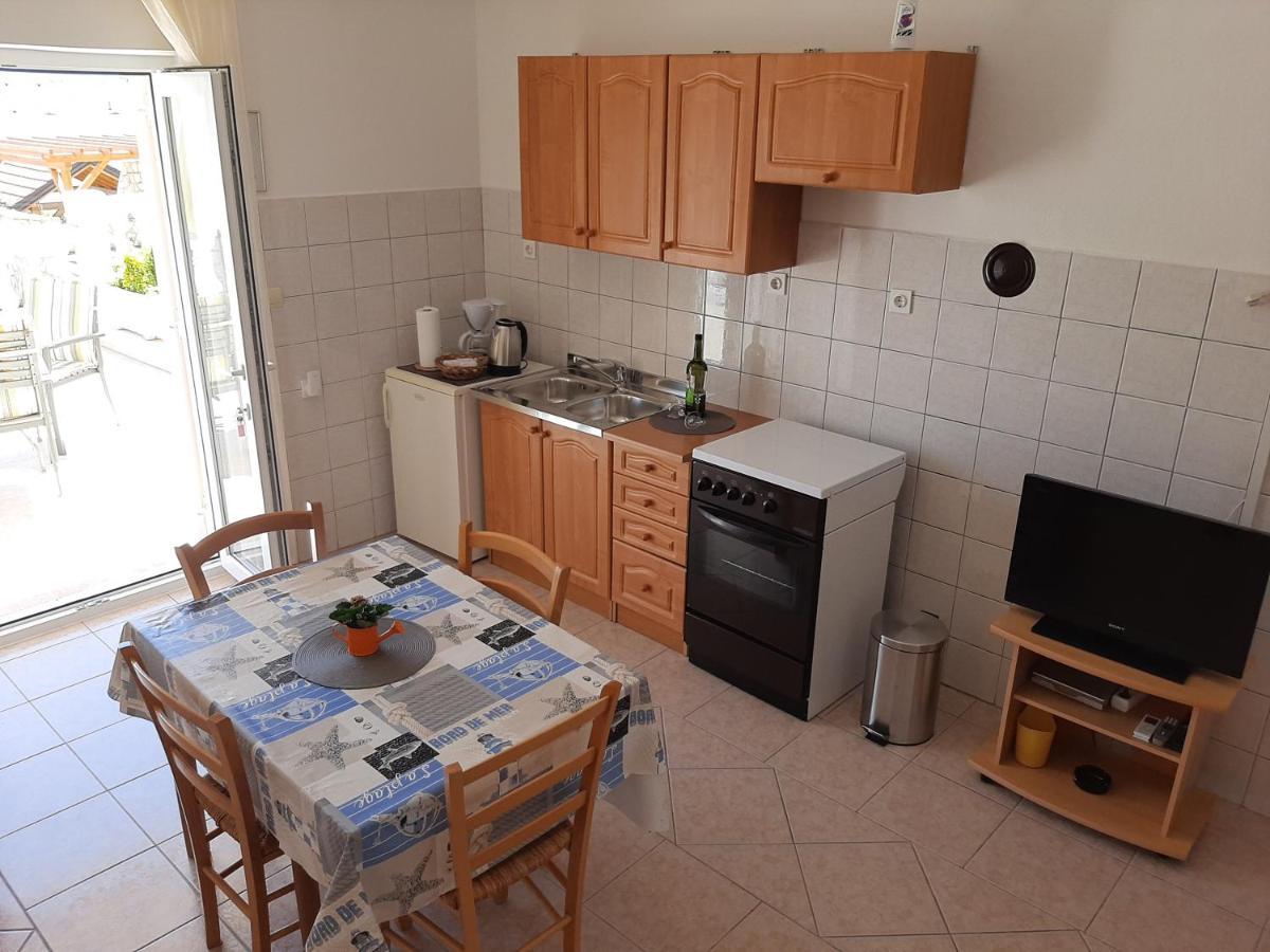Apartments Pavelic Novi Vinodolski Buitenkant foto
