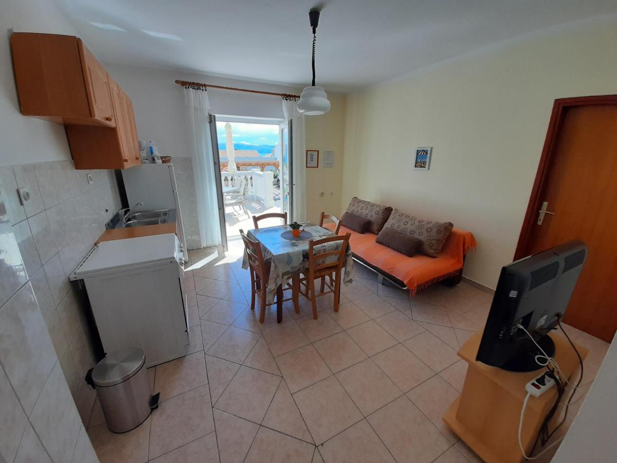 Apartments Pavelic Novi Vinodolski Buitenkant foto