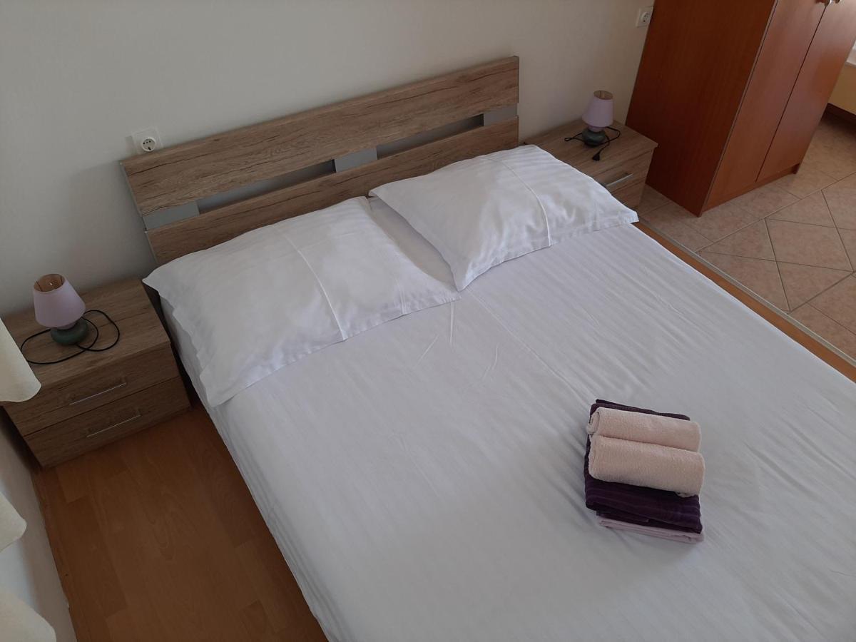 Apartments Pavelic Novi Vinodolski Buitenkant foto