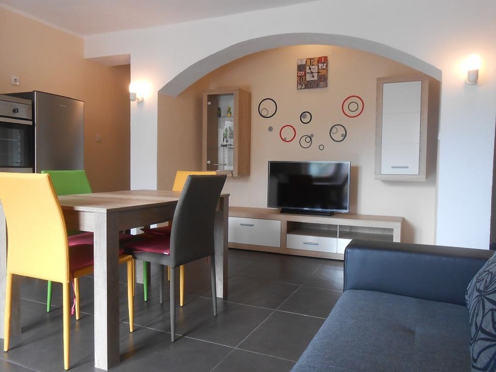 Apartments Pavelic Novi Vinodolski Kamer foto