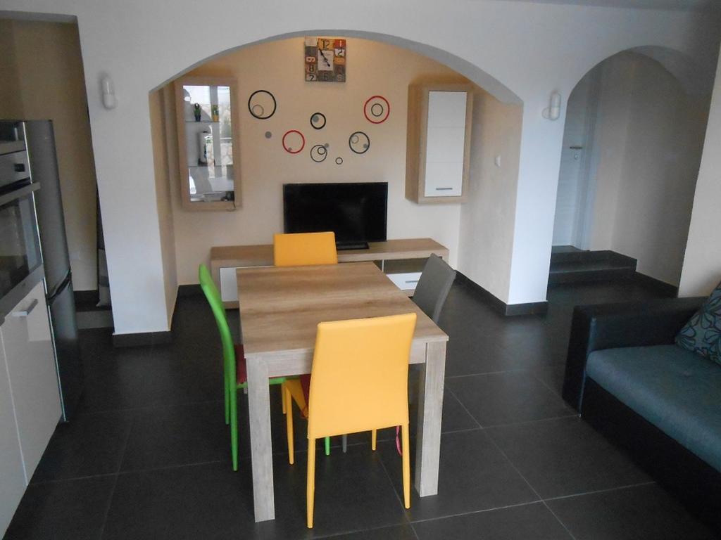 Apartments Pavelic Novi Vinodolski Kamer foto